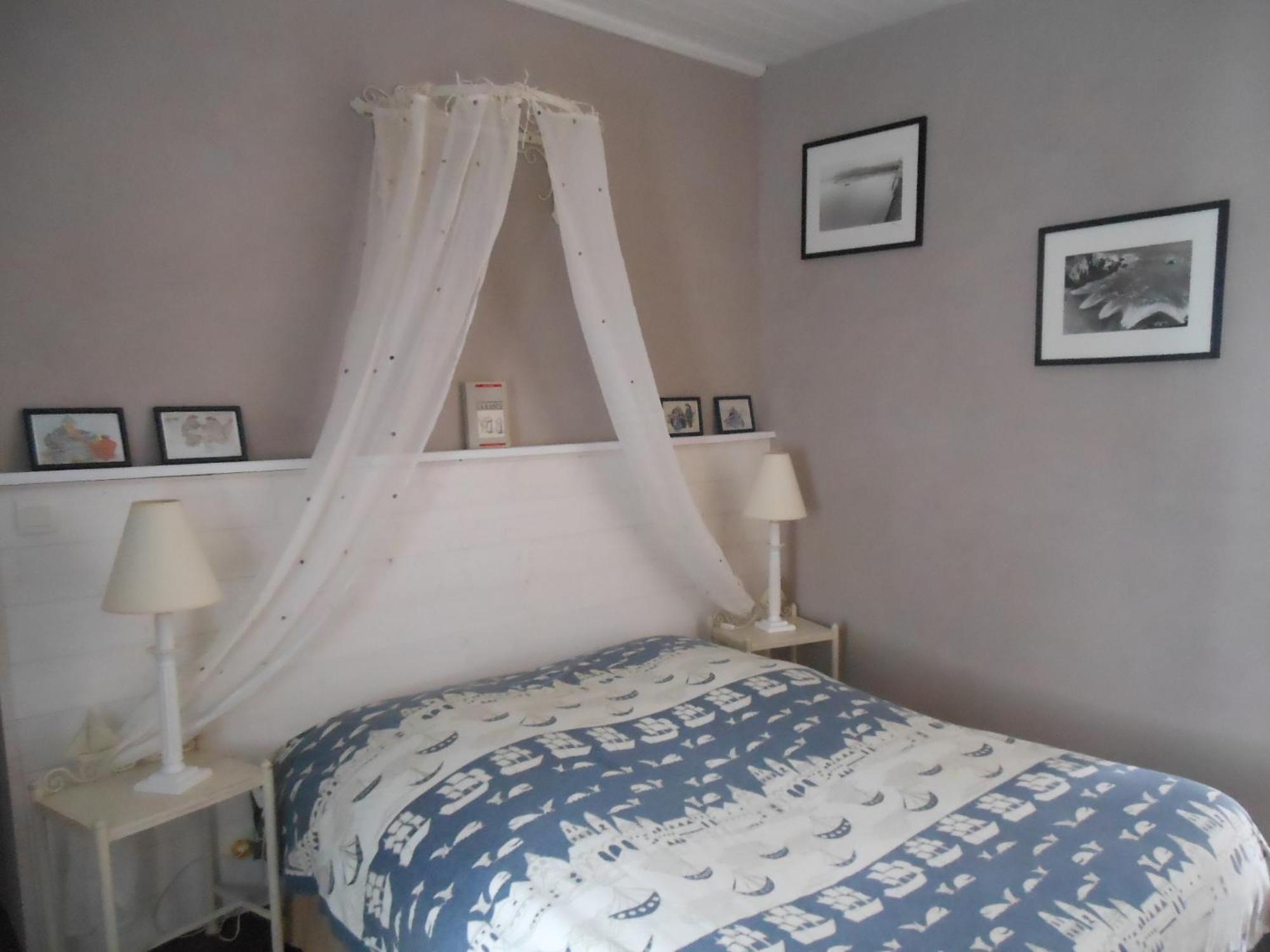 Pleudihen-sur-Rance Le Jardin A Mordreuc B&B 객실 사진