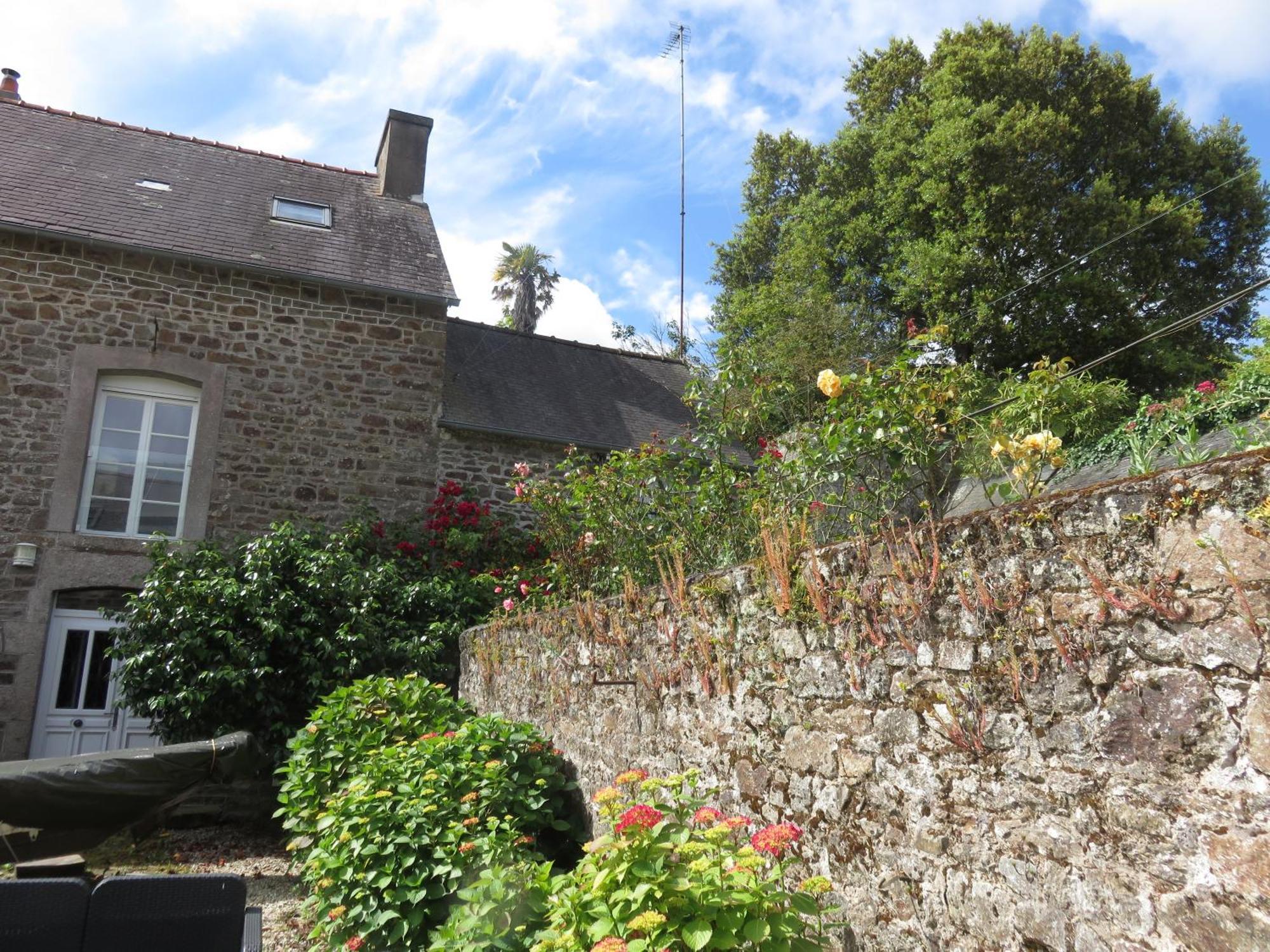 Pleudihen-sur-Rance Le Jardin A Mordreuc B&B 외부 사진