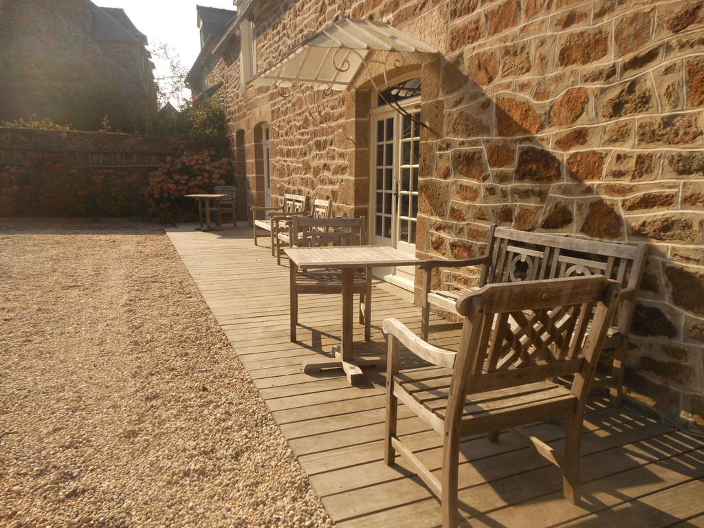 Pleudihen-sur-Rance Le Jardin A Mordreuc B&B 외부 사진